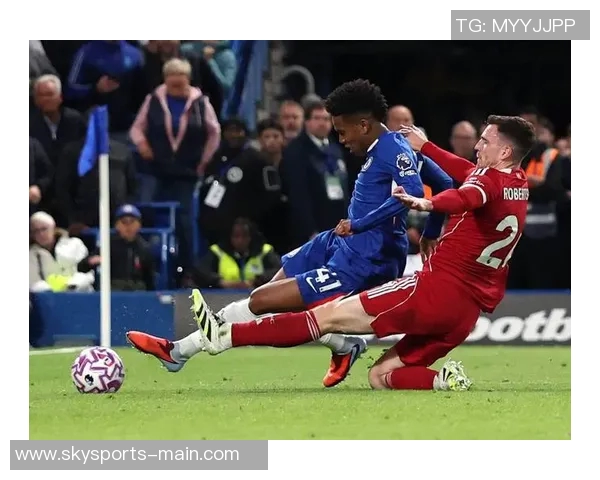 欧冠激战利物浦绝杀巴黎圣日耳曼补时进球引发争议判罚全场沸腾