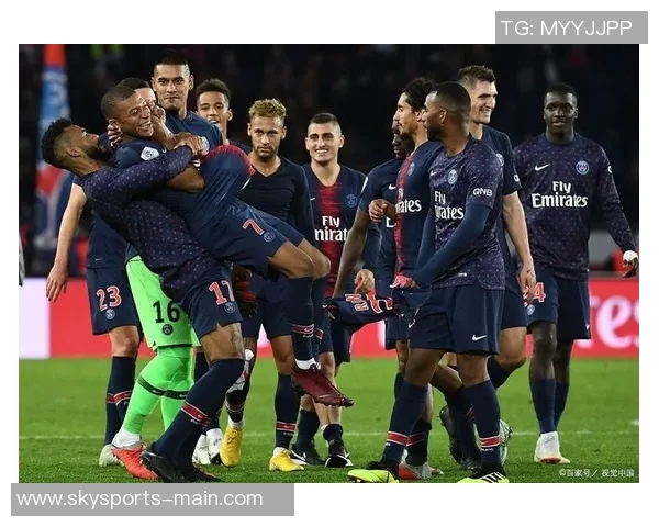 足总杯精彩对决巴黎圣日耳曼大胜AC米兰点球大战引燃全场激情